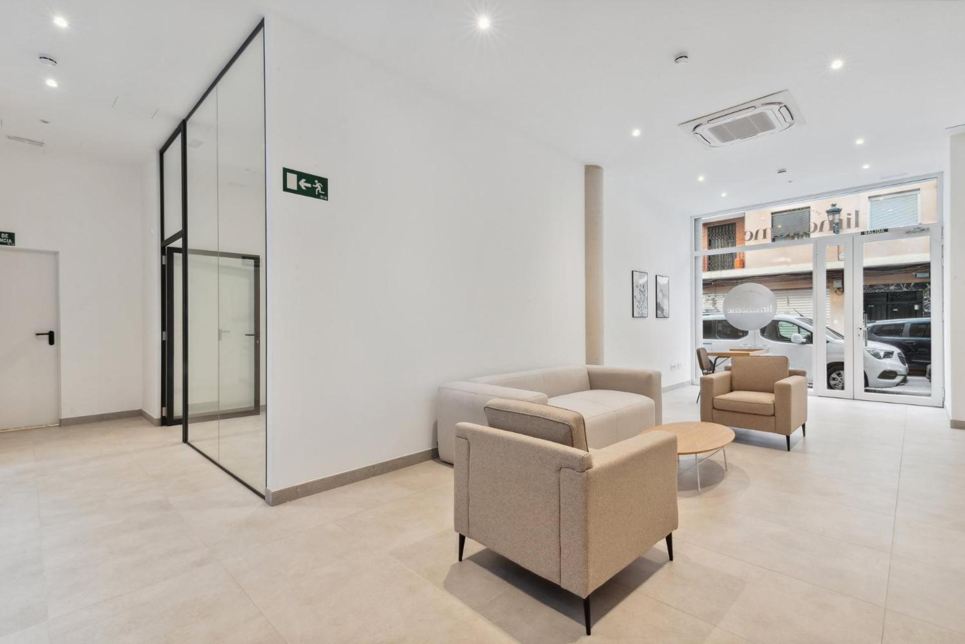 Limehome Valencia Carrer Del Pare Palau I Quer Екстер'єр фото